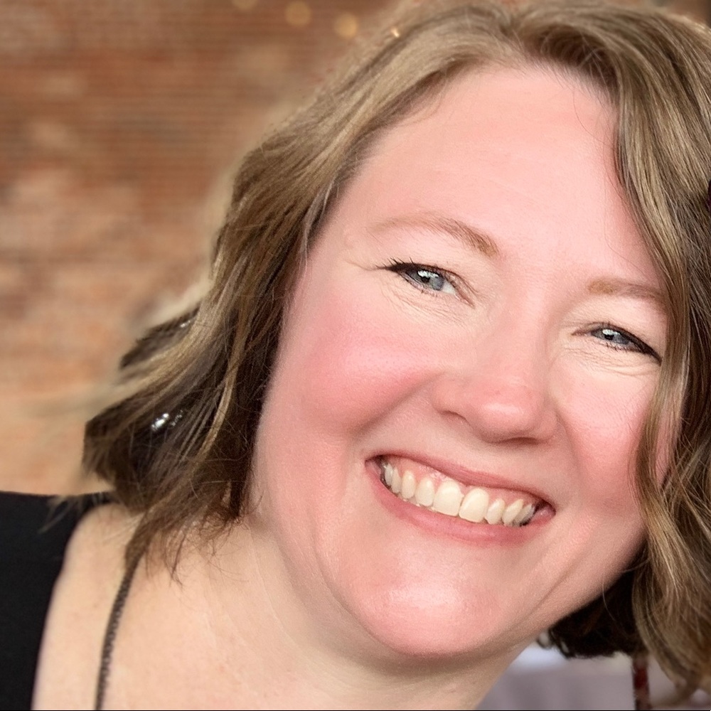 Meet your Posher, Jennifer